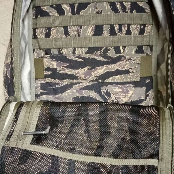 Goruck GR2 26L tiger stripe backpack, made in USA - Picture 3 of 4